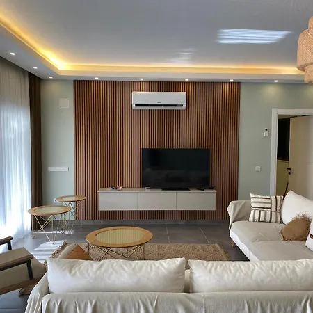 Pestenna Villa *